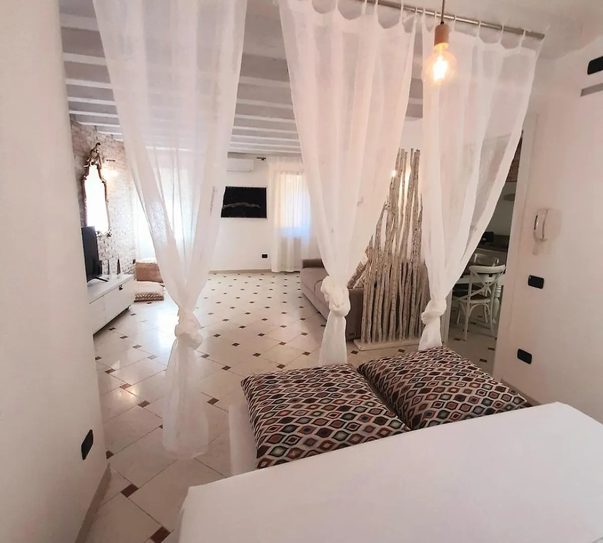 Apartment Casa Airoldi Incantevole Appartamento In Laguna Chioggia Italy